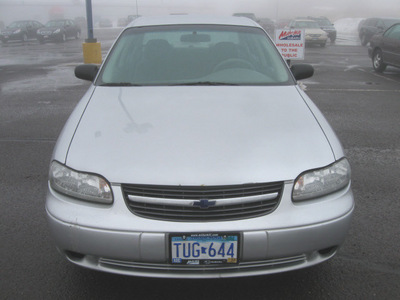 chevrolet malibu 2001 silver sedan gasoline 6 cylinders front wheel drive automatic 55811