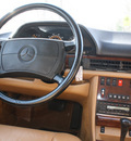 mercedes benz 560 class 1986 gold coupe 560sec gasoline 8 cylinders rear wheel drive automatic 80110
