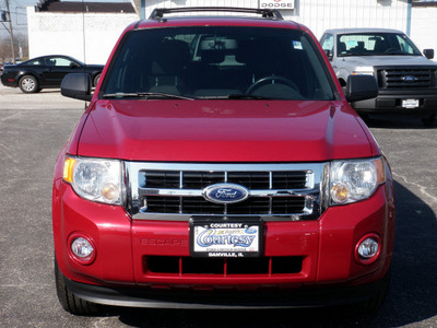 ford escape 2010 red suv xlt flex fuel 6 cylinders front wheel drive automatic 61832