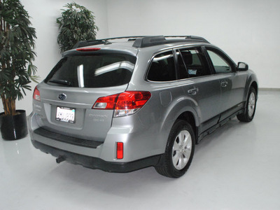 subaru outback 2011 silver wagon 3 6r limited gasoline 6 cylinders all whee drive automatic 91731