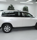 toyota highlander 2011 white suv gasoline 6 cylinders front wheel drive automatic 91731