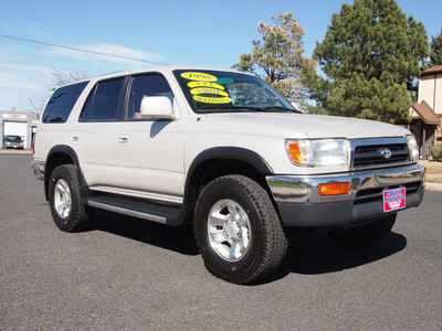 toyota 4runner 1998 bright silver suv sr5 new clutch new t belt gasoline 6 cylinders 4 wheel drive 5 speed manual 80012