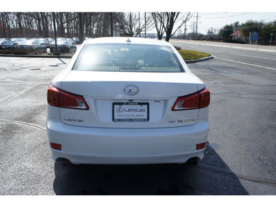 lexus is 250 2009 white sedan nav gasoline 6 cylinders all whee drive automatic 07755