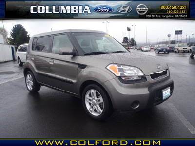 kia soul 2010 brown hatchback soul! gasoline 4 cylinders front wheel drive automatic 98632