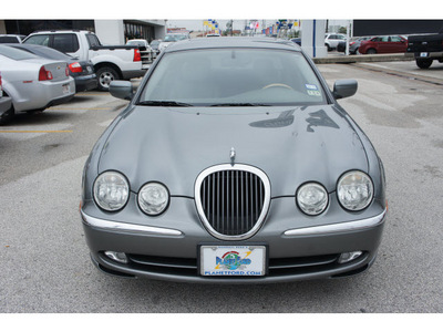 jaguar s type 2002 dk  gray sedan 4 0 gasoline 8 cylinders rear wheel drive automatic 77388