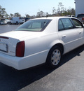 cadillac deville 2004 off white sedan gasoline 8 cylinders front wheel drive automatic 28557