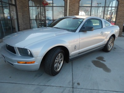ford mustang 2005 dk  gray coupe gasoline 6 cylinders rear wheel drive not specified 43228