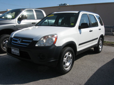 honda cr v 2005 white suv lx gasoline 4 cylinders all whee drive automatic 45840