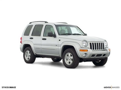 jeep liberty 2003 limited gasoline 6 cylinders 4 wheel drive not specified 07701