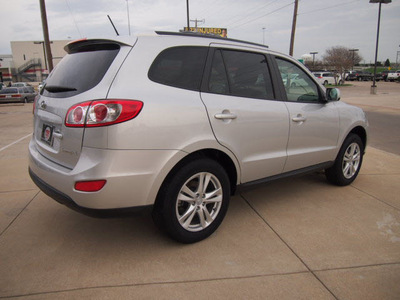 hyundai santa fe 2011 silver se gasoline 6 cylinders front wheel drive automatic 75228