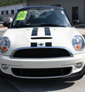 mini cooper 2011 off white hatchback s gasoline 4 cylinders front wheel drive automatic 27616