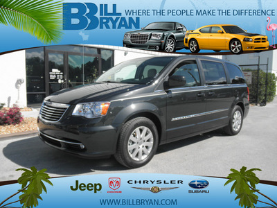 chrysler town and country 2012 gray van touring flex fuel 6 cylinders front wheel drive automatic 34731