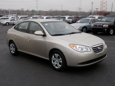 hyundai elantra 2010 beige sedan gasoline 4 cylinders front wheel drive automatic 19153