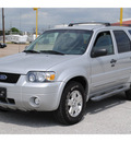 ford escape 2007 silver suv xlt gasoline 6 cylinders all whee drive automatic with overdrive 77037
