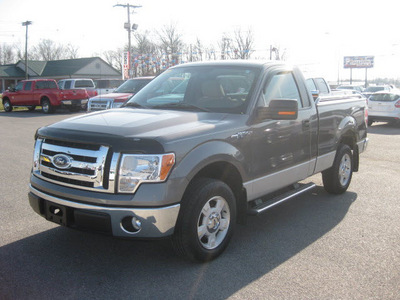 ford f 150 2009 dk  gray xlt gasoline 8 cylinders 2 wheel drive automatic with overdrive 62863