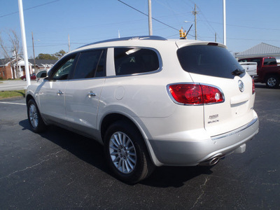 buick enclave 2010 off white suv cxl gasoline 6 cylinders front wheel drive automatic 28557