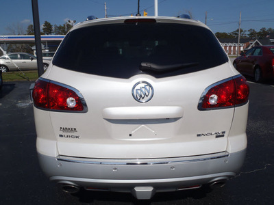 buick enclave 2010 off white suv cxl gasoline 6 cylinders front wheel drive automatic 28557