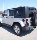 jeep wrangler unlimited 2007 silver suv sahara gasoline 6 cylinders 4 wheel drive automatic 28557
