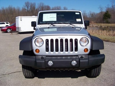 jeep wrangler unlimited 2012 silver suv sport gasoline 6 cylinders 4 wheel drive 6 speed manual 44024