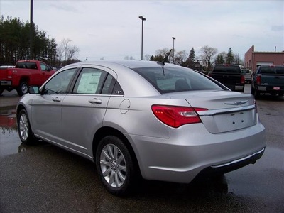chrysler 200 2012 silver touring gasoline 4 cylinders front wheel drive automatic 44024