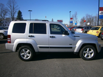 jeep liberty 2009 silver suv sport gasoline 6 cylinders 4 wheel drive automatic 13502