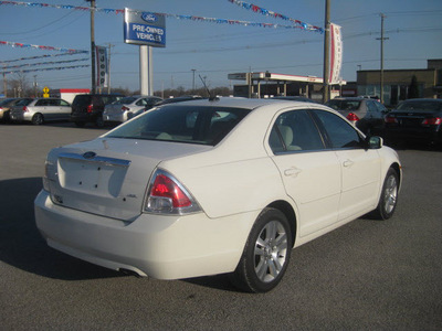 ford fusion 2008 white sedan i4 sel gasoline 4 cylinders front wheel drive automatic 62863
