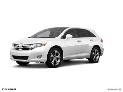 toyota venza 2012 white suv limited gasoline 6 cylinders all whee drive automatic 55448