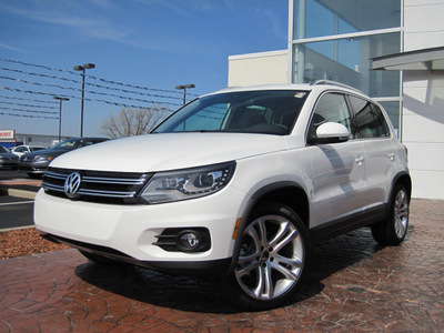 volkswagen tiguan 2012 white suv sel 4motion gasoline 4 cylinders all whee drive 6 speed automatic 46410