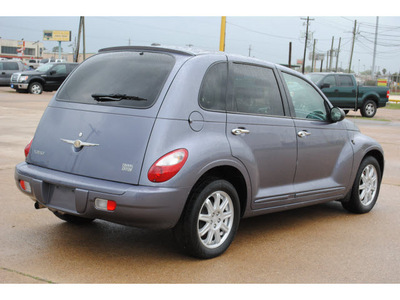 chrysler pt cruiser 2007 gray wagon touring gasoline 4 cylinders front wheel drive automatic with overdrive 77037