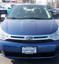 ford focus 2009 blue sedan se gasoline 4 cylinders front wheel drive automatic 61832