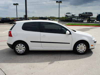 volkswagen rabbit 2008 white hatchback 2 5 gasoline 5 cylinders front wheel drive automatic 76087