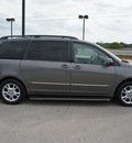 toyota sienna 2005 gray van xle limited gasoline 6 cylinders front wheel drive automatic 76087