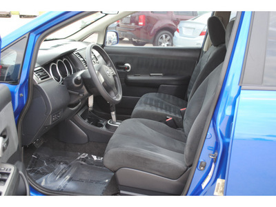 nissan versa 2009 blue hatchback 1 8 s gasoline 4 cylinders front wheel drive automatic with overdrive 77065