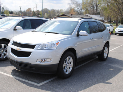 chevrolet traverse 2012 silver lt gasoline 6 cylinders front wheel drive automatic 27591