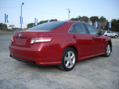 toyota camry 2010 red sedan se gasoline 4 cylinders front wheel drive automatic 27569