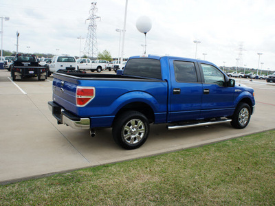 ford f 150 2010 blue xlt gasoline 8 cylinders 2 wheel drive automatic 76108