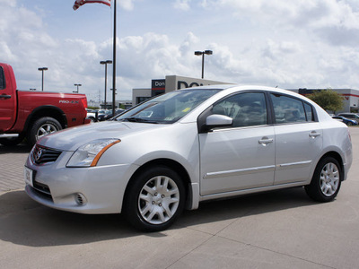 nissan sentra 2011 silver sedan gasoline 4 cylinders front wheel drive automatic with overdrive 76018