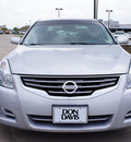 nissan altima 2010 silver sedan 2 5 s gasoline 4 cylinders front wheel drive automatic 76018