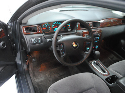 chevrolet impala 2011 gray sedan ls fleet flex fuel 6 cylinders front wheel drive automatic 91731