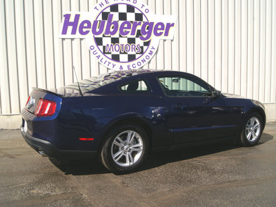 ford mustang 2012 kona blue coupe v6 gasoline 6 cylinders rear wheel drive 6 speed manual 80905
