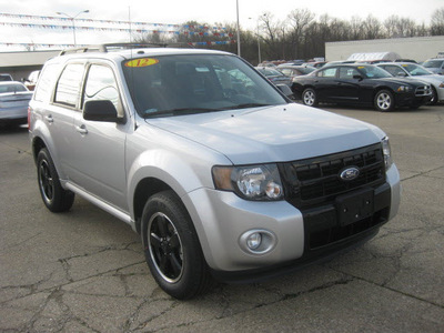 ford escape 2012 silver suv xlt gasoline 4 cylinders front wheel drive 6 speed automatic 62863