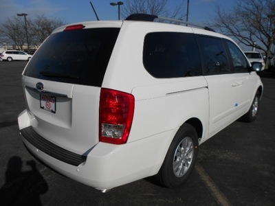 kia sedona 2012 white van lx gasoline 6 cylinders front wheel drive 6 speed automatic 43228