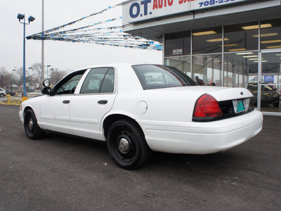 ford crown victoria 2007 white sedan police interceptor gasoline 8 cylinders rear wheel drive automatic with overdrive 60411