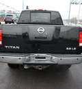 nissan titan 2005 black le gasoline 8 cylinders 4 wheel drive automatic 60411