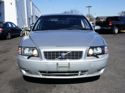 volvo s80 2004 silver sedan t6 gasoline 6 cylinders front wheel drive automatic 60411