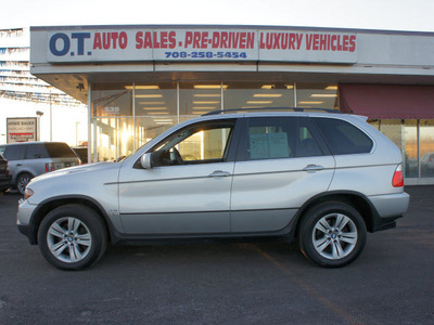 bmw x5 2005 silver suv 4 4i gasoline 8 cylinders all whee drive automatic 60411