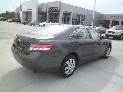 toyota camry 2011 gray sedan le gasoline 4 cylinders front wheel drive automatic 75503