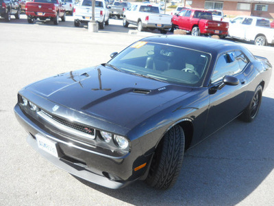 dodge challenger 2009 black coupe r t gasoline 8 cylinders rear wheel drive automatic 99212