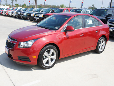 chevrolet cruze 2012 crystal red tintcoa sedan 2 lt gasoline 4 cylinders front wheel drive automatic 77090
