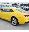 chevrolet camaro 2012 yellow coupe ss gasoline 8 cylinders rear wheel drive 6 spd auto wheels, 20  x 77090